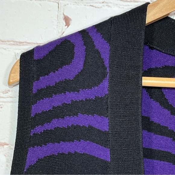 Chicos Cardigan Sweater Womens Size 1 Purple Black Zebra Sleeveless Silk Blend - Picture 5 of 8